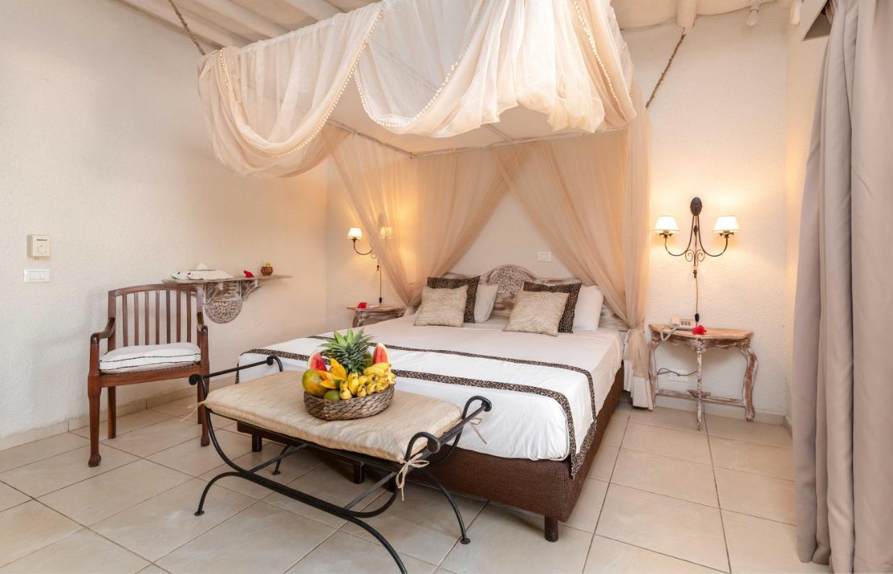 Karafuu Beach Resort & Spa Pingwe Exterior photo