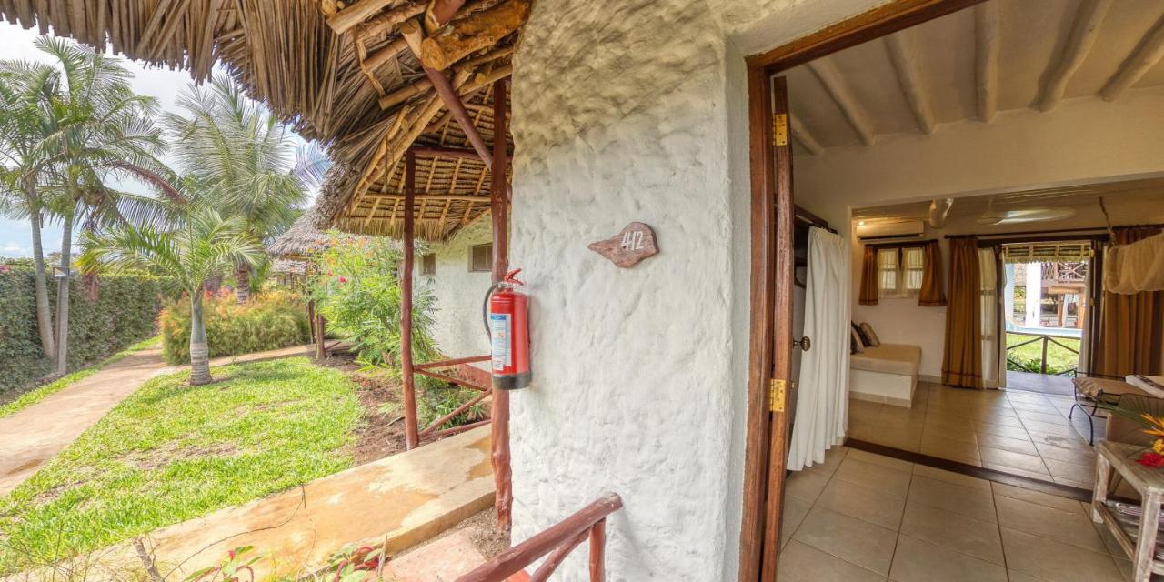 Karafuu Beach Resort & Spa Pingwe Exterior photo