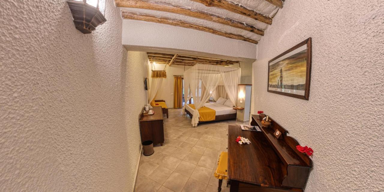 Karafuu Beach Resort & Spa Pingwe Exterior photo